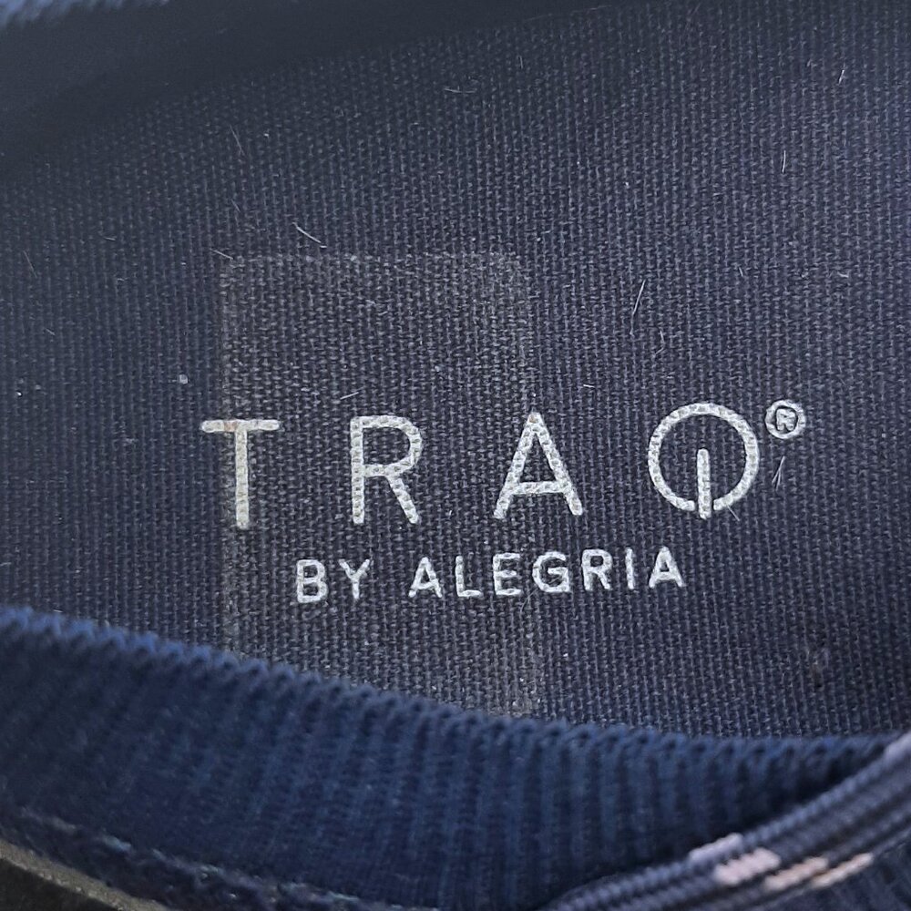 TRAQ By Alegria QOOL Lavender Navy & Lavender Lace Up Athletic Sneakers SZ 37 - Picture 12 of 12